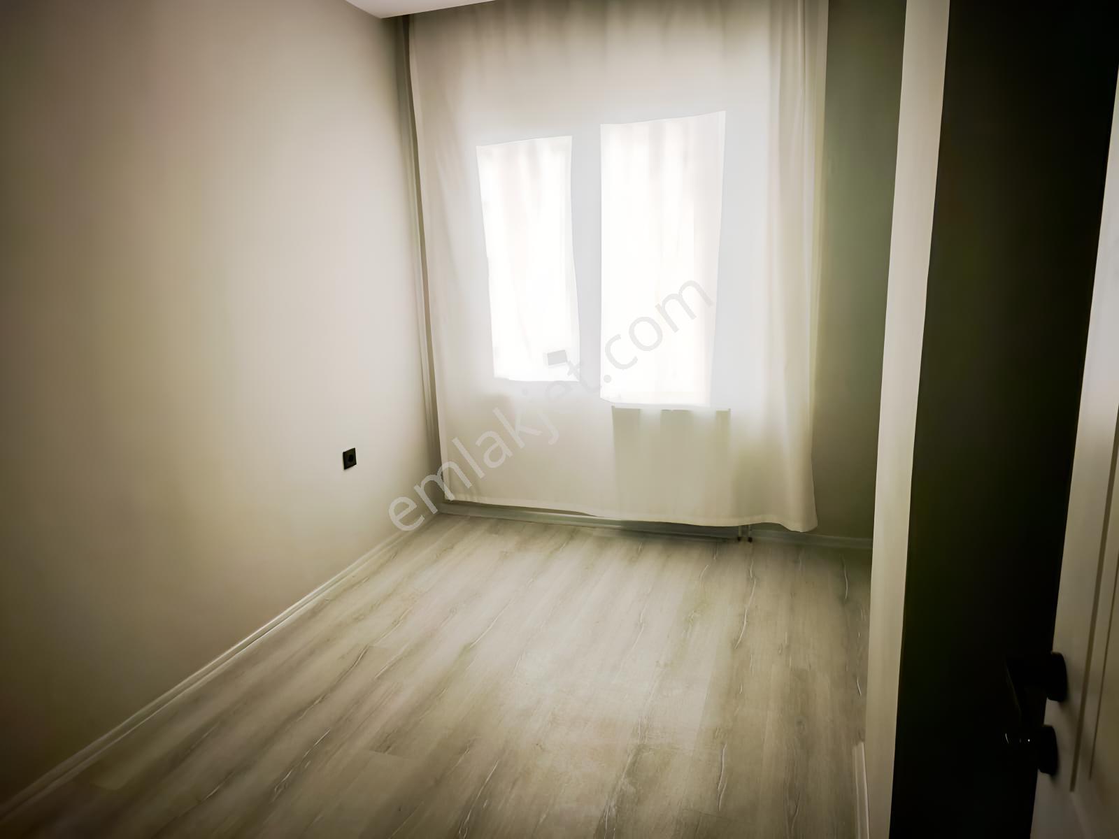 Rezidans Düğün Salonu Arkası Satılı 4+1 Ara Kat Daire — fotoğraf 23