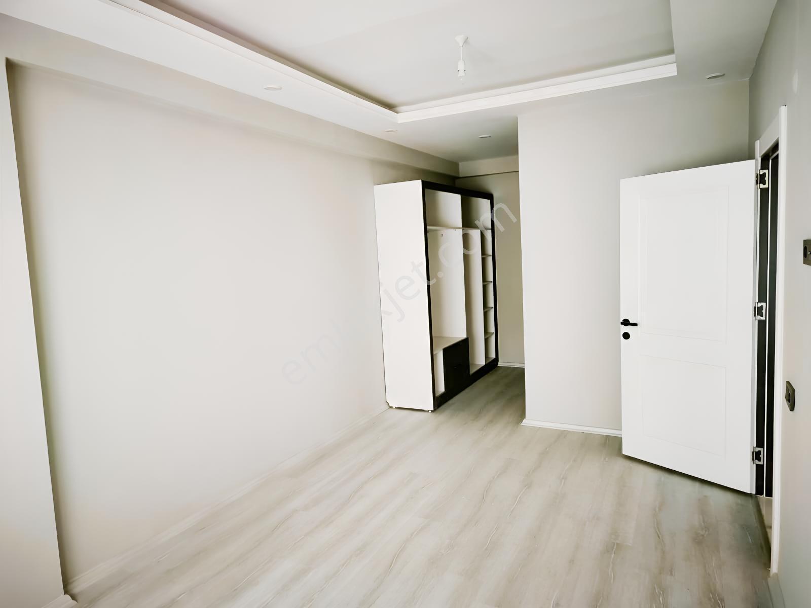 Rezidans Düğün Salonu Arkası Satılı 4+1 Ara Kat Daire — fotoğraf 30