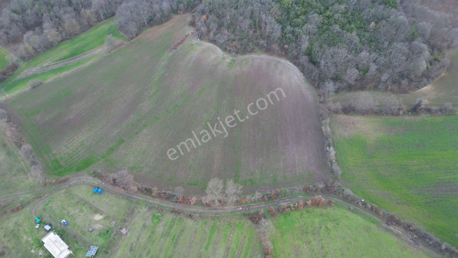 8.900 M2 Satılık Tarla Keşif Arazi . Balıkesir Gönen Ömerler 109-7-6 Parsel. — fotoğraf 3