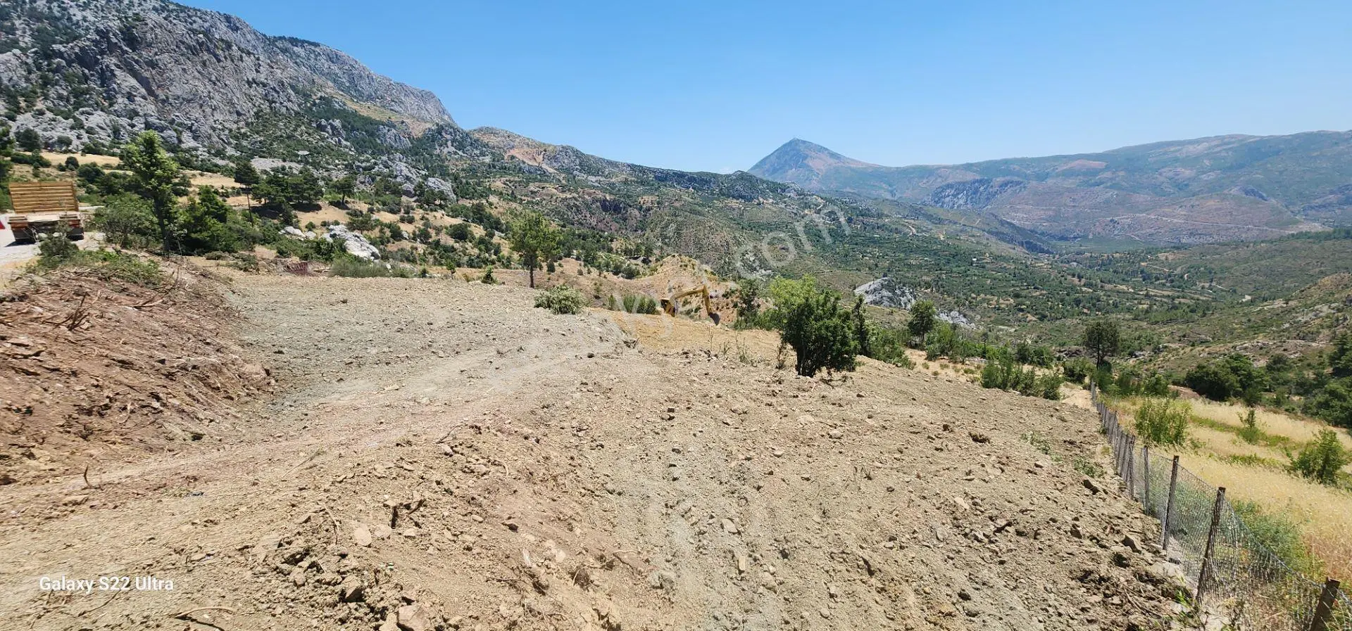 Antalya Akseki Kepez Köyünde Satılık Asfalt Cepheli Tarla Manavgat45 Km Kaçmaz — fotoğraf 4