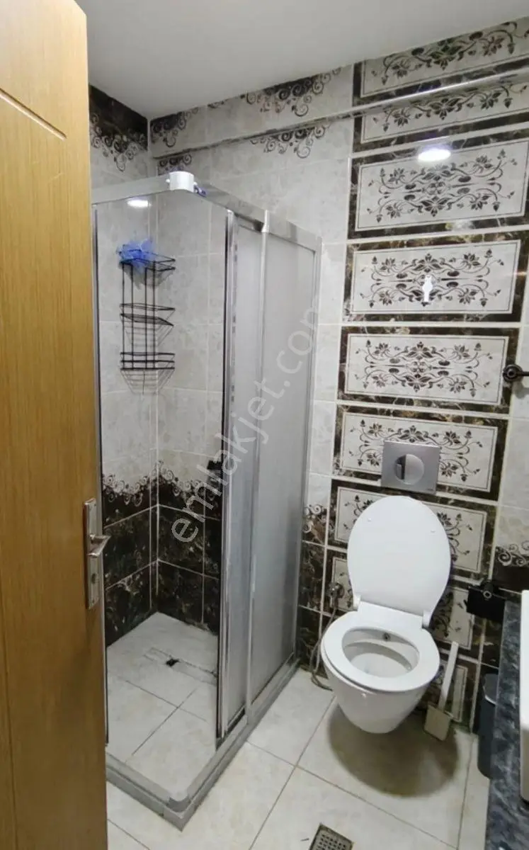 Emlak72'den İstanbul Küçükçekmece Göl Manzaralı Satılık Daire — fotoğraf 9