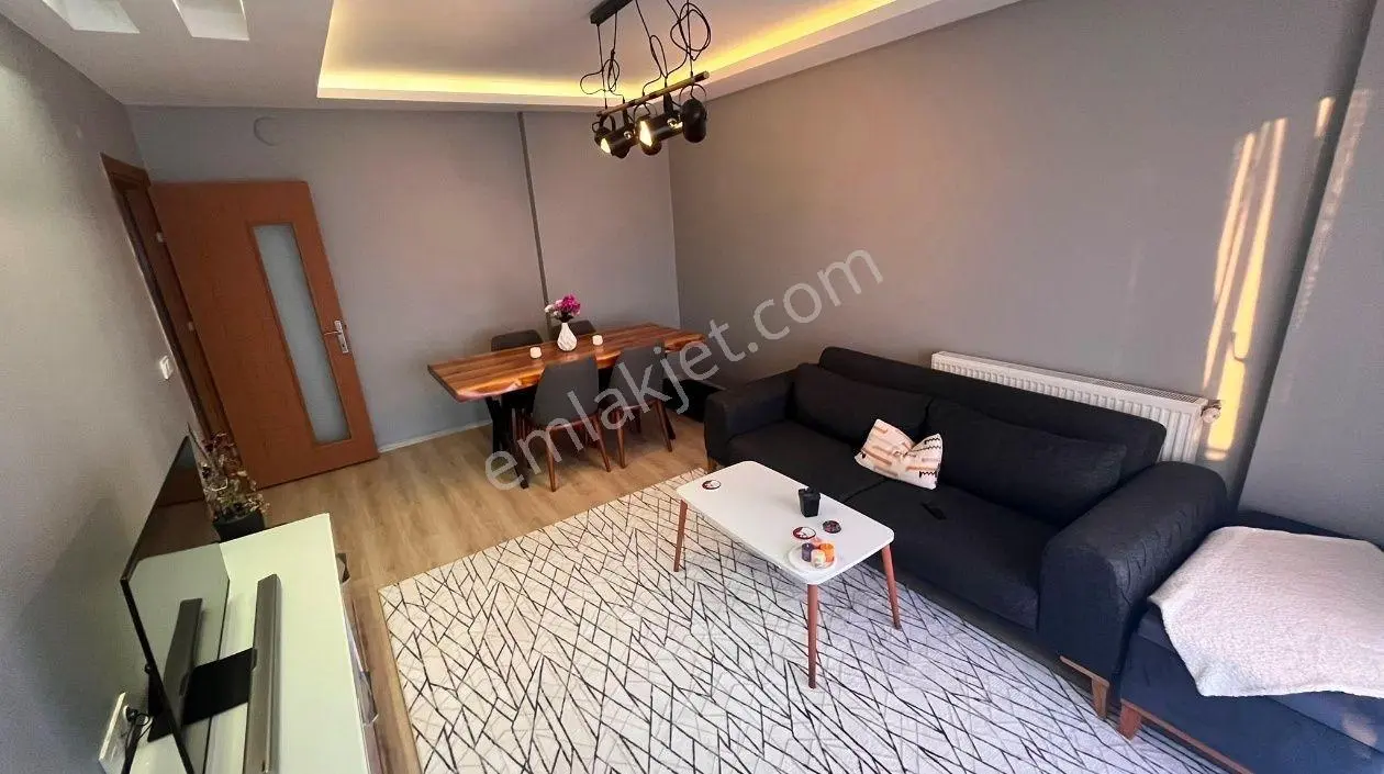 Emlak72'den İstanbul Küçükçekmece Göl Manzaralı Satılık Daire — fotoğraf 13