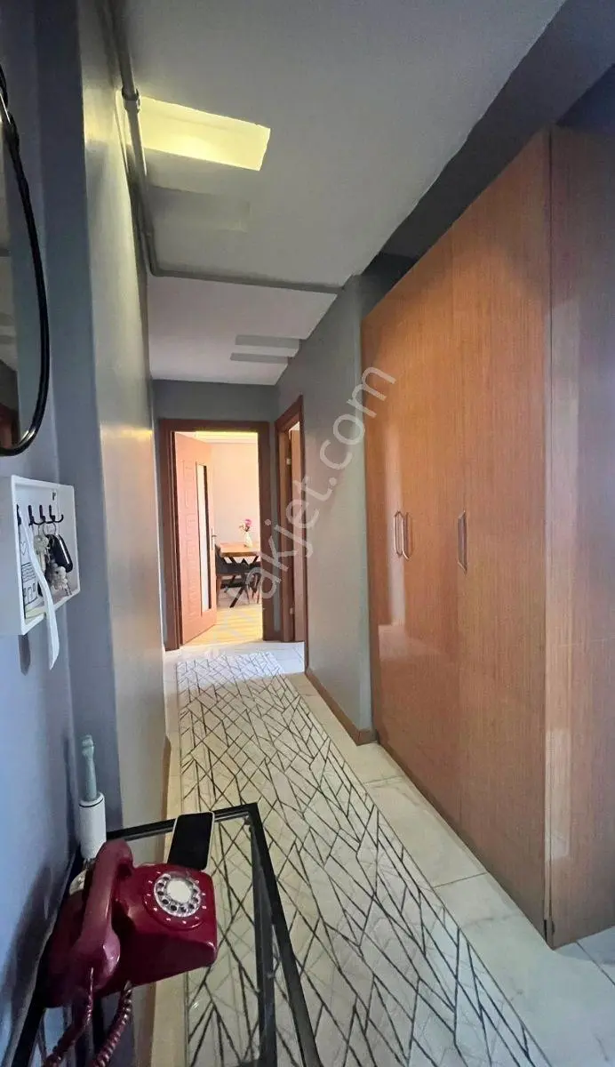 Emlak72'den İstanbul Küçükçekmece Göl Manzaralı Satılık Daire — fotoğraf 25