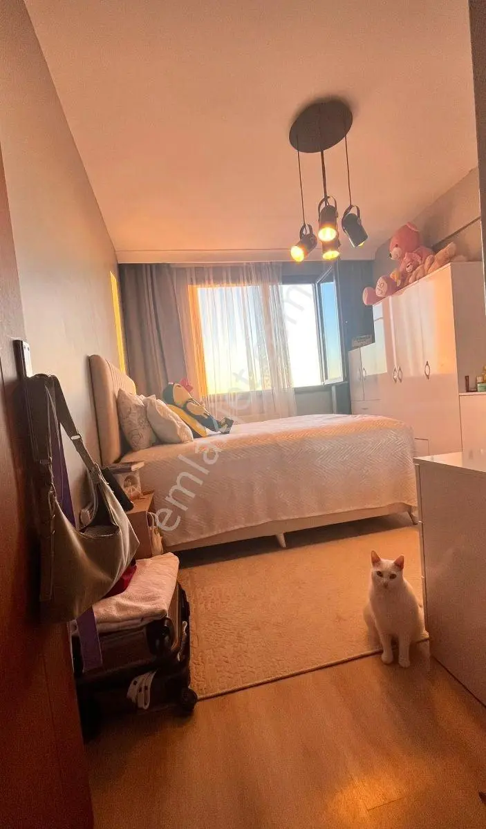 Emlak72'den İstanbul Küçükçekmece Göl Manzaralı Satılık Daire — fotoğraf 27