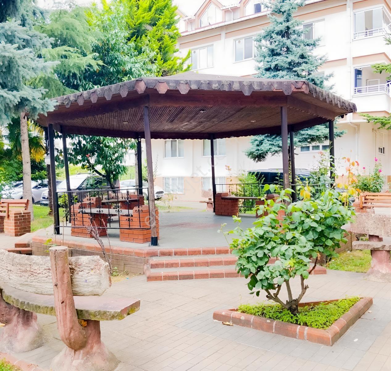 Karşıyaka Mahallesi'nde Geniş, Konforlu Ve Masrafsız 4+1 Dubleks — fotoğraf 3