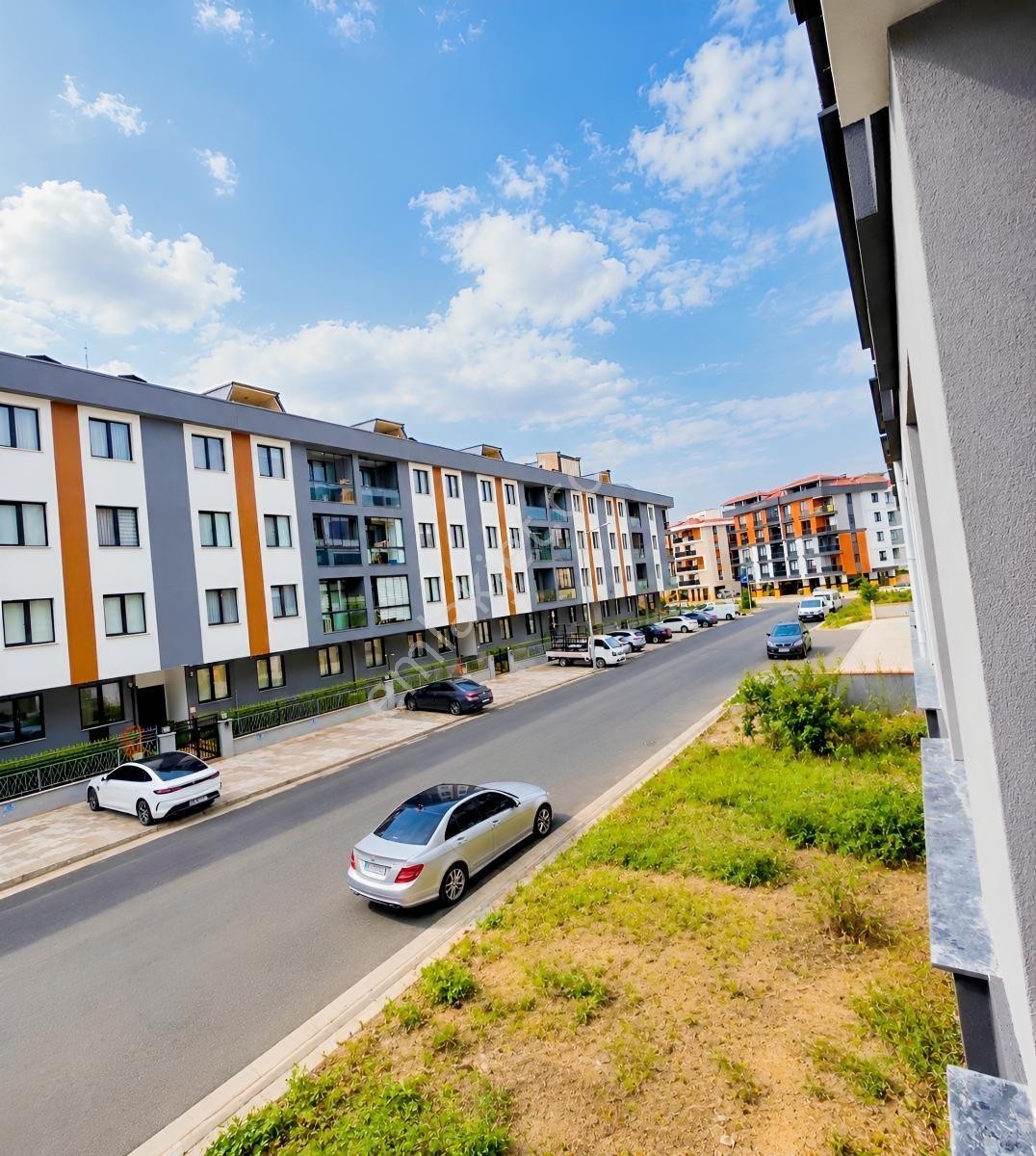 Century21 Den Cumhuriyetde Satılık 90-95-145-160m2& 2+1&3+1&4+1 — fotoğraf 2