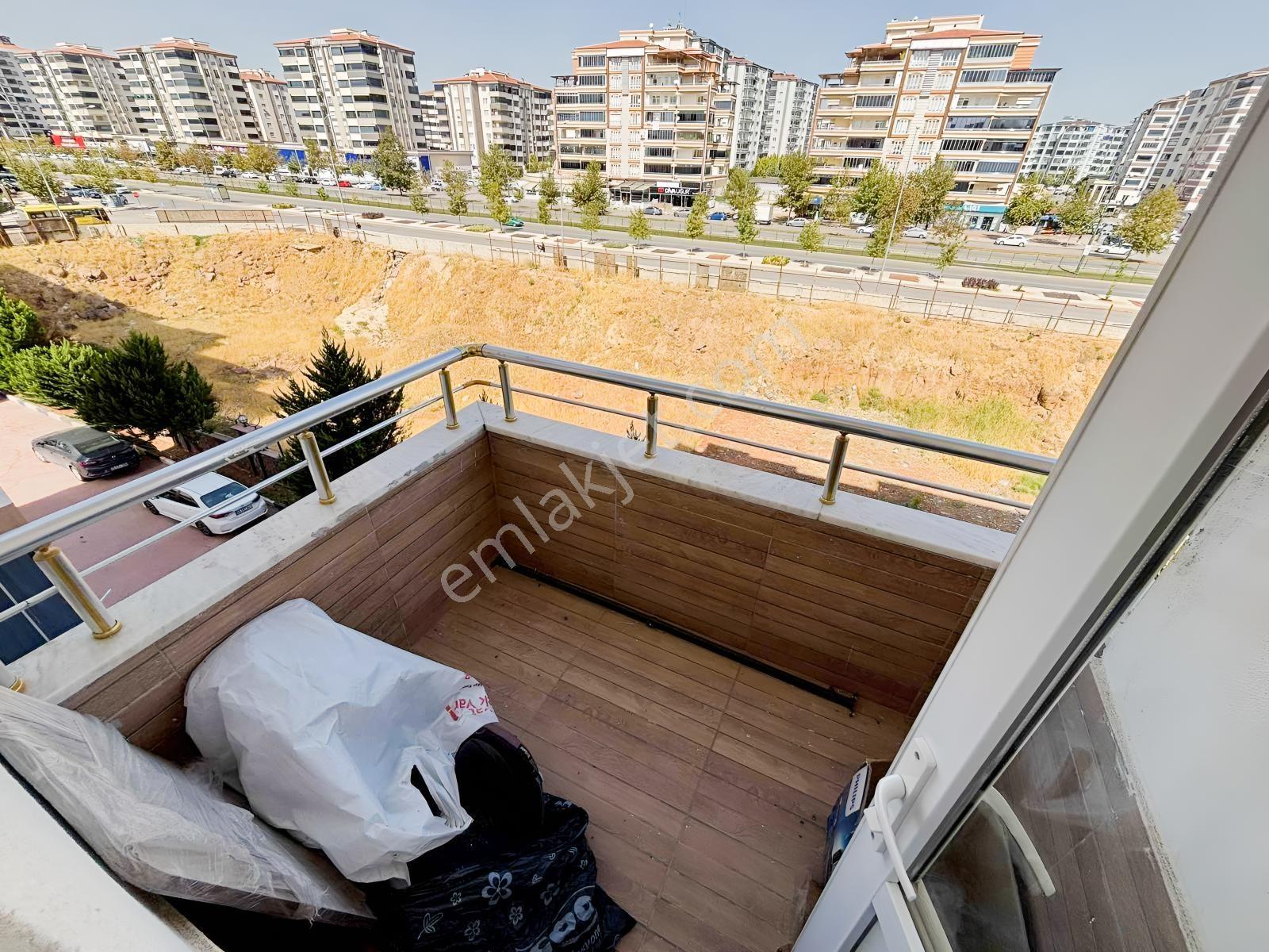 **çbn Den 2,5+1 Lüxs Yerden Isıtmalı Satılık Fırsat Daire** — fotoğraf 15