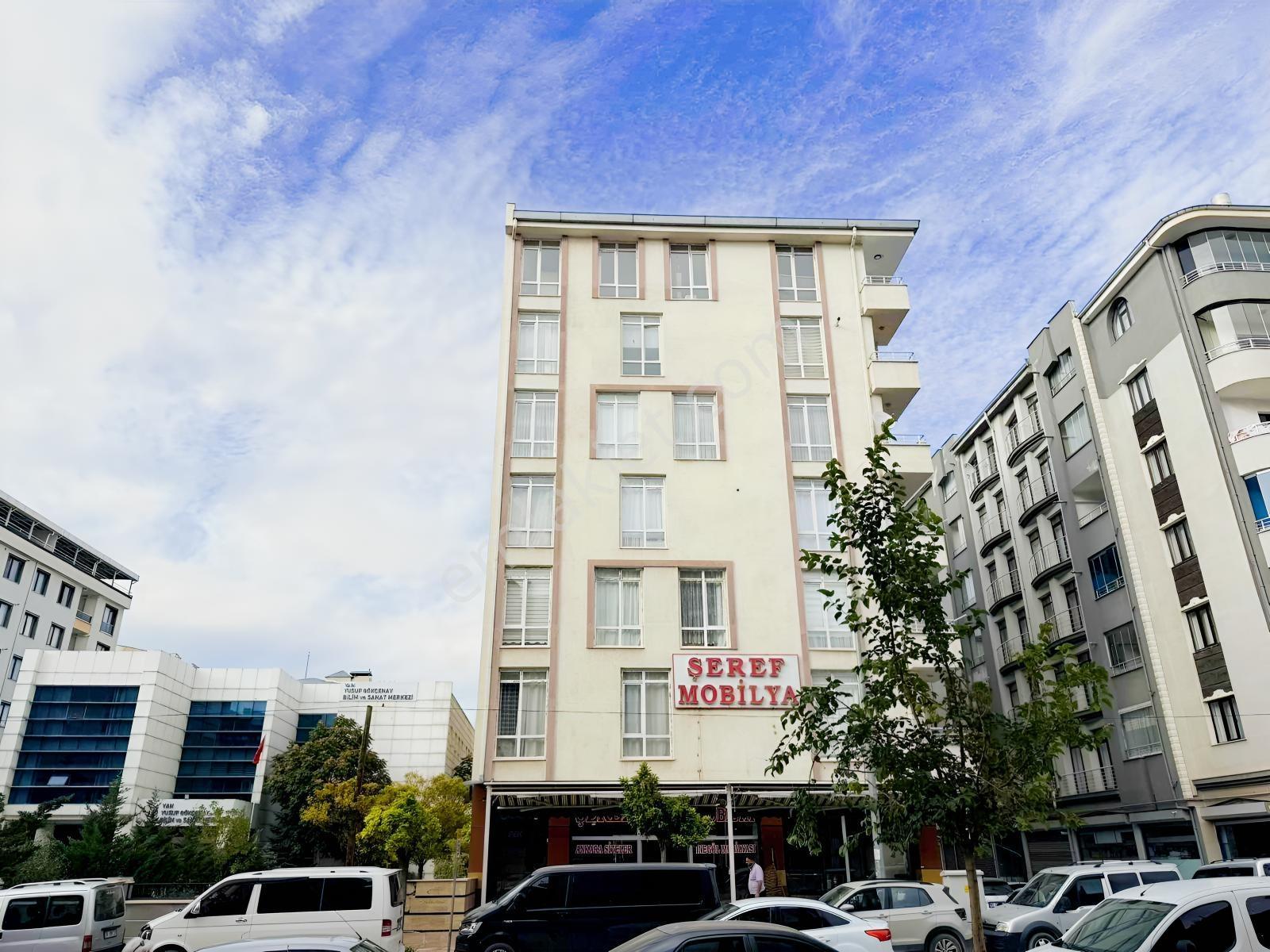 Şerefiye Mahallesinde Satılık 1+1 Daire — fotoğraf 9