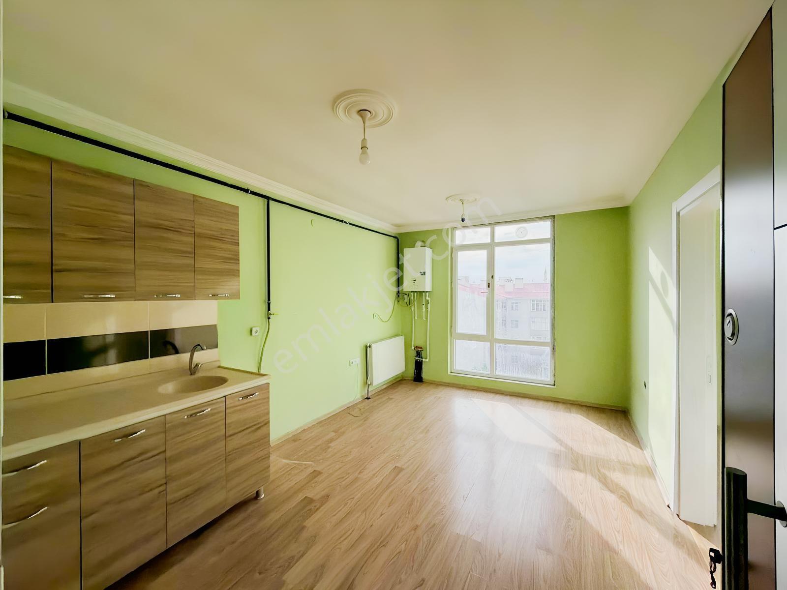 Şerefiye Mahallesinde Satılık 1+1 Daire — fotoğraf 15