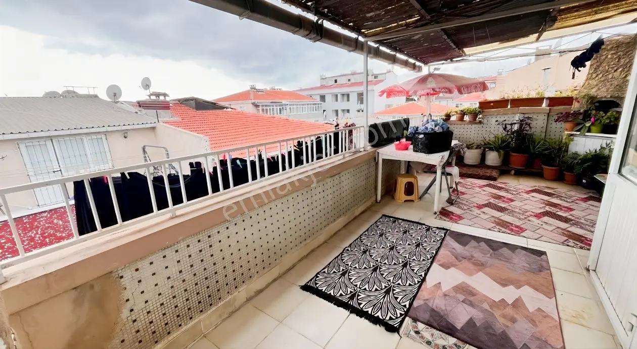 Emlak 72'den Yenibosna'da 140 M2 Teraslı 2+1 Satılık Daire — fotoğraf 11