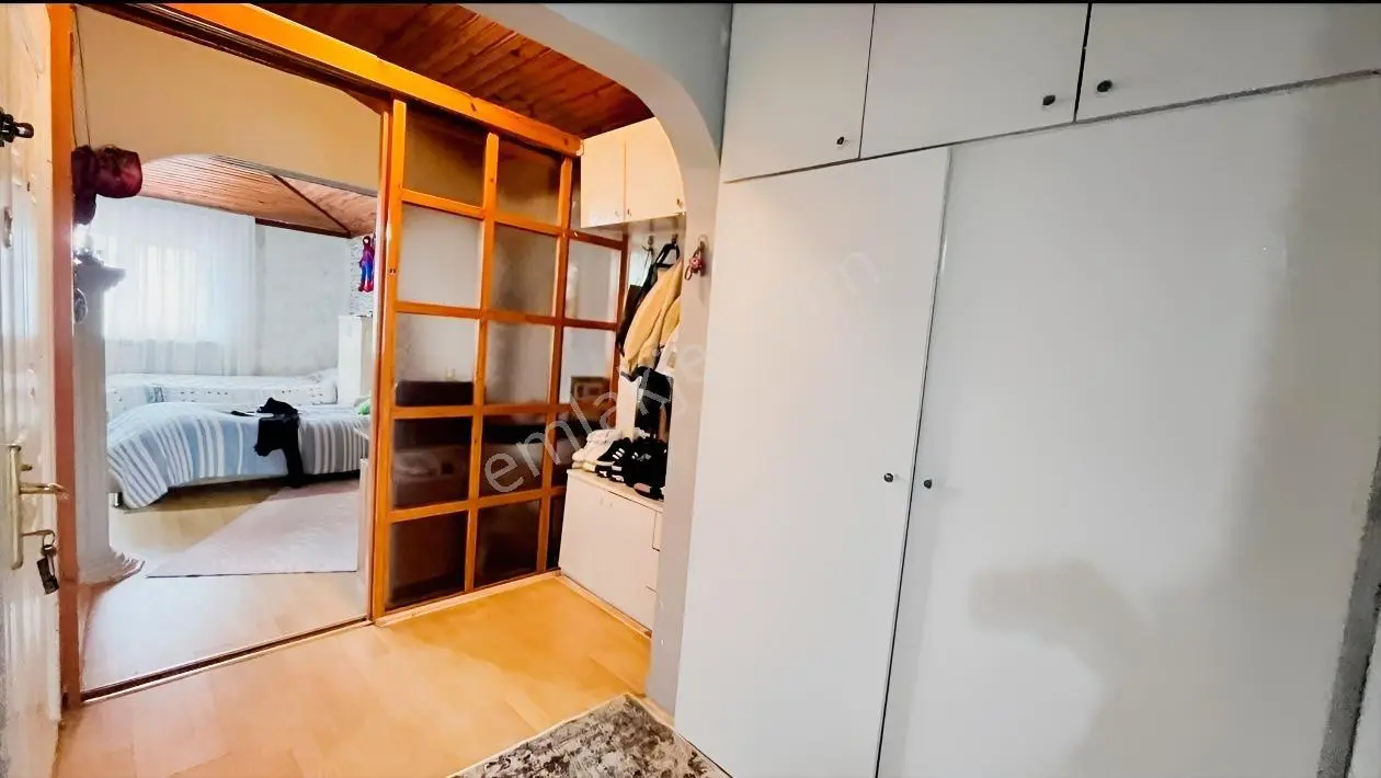 Emlak 72'den Yenibosna'da 140 M2 Teraslı 2+1 Satılık Daire — fotoğraf 17