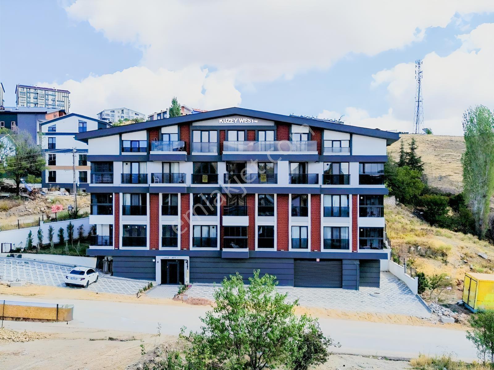 Kızılcaşar'da Cadde Üzerinde, Ara Kat, Oturuma Hazır 2+1 Daire — fotoğraf 6