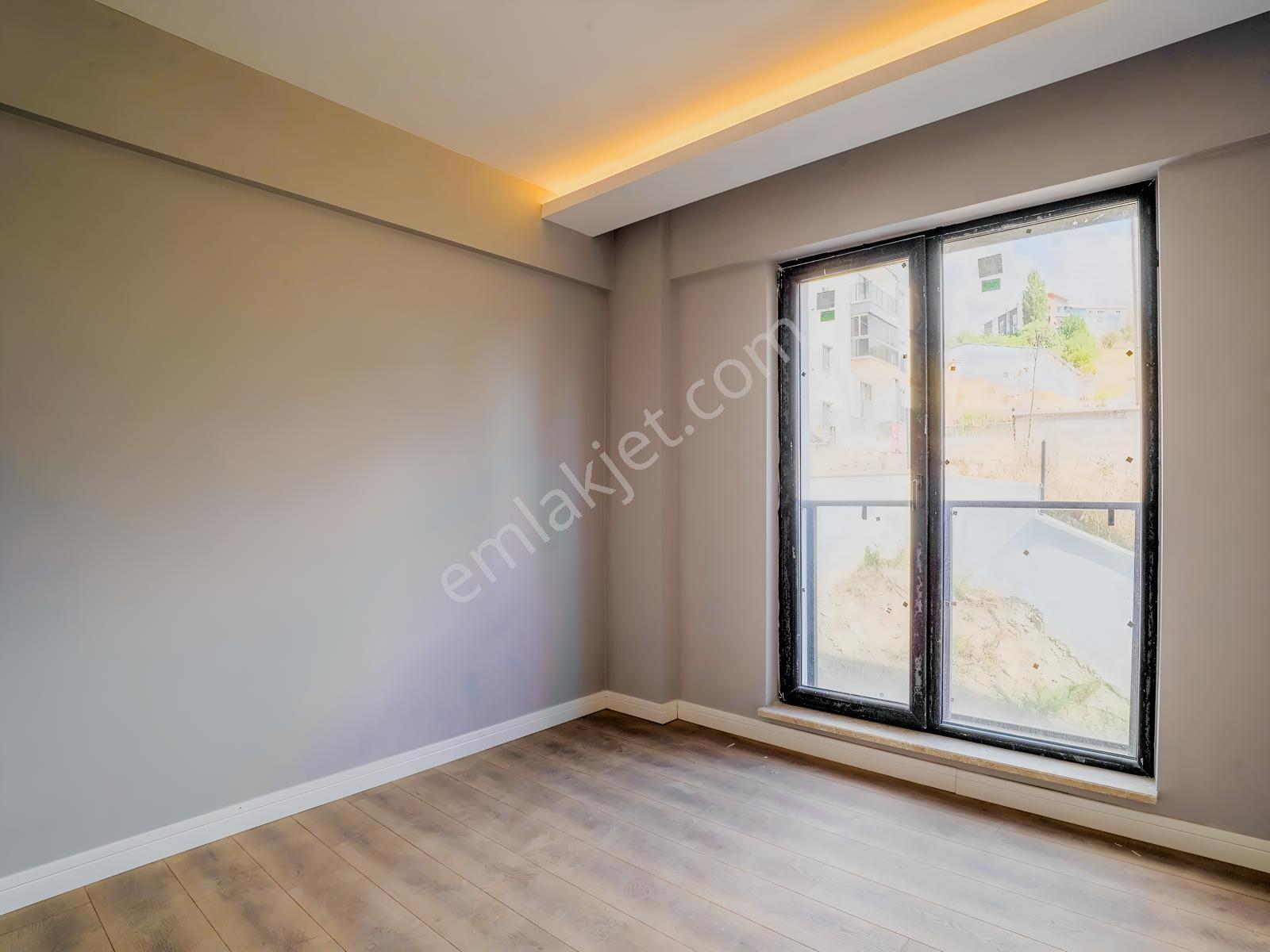 Kızılcaşar'da Cadde Üzerinde, Ara Kat, Oturuma Hazır 2+1 Daire — fotoğraf 32