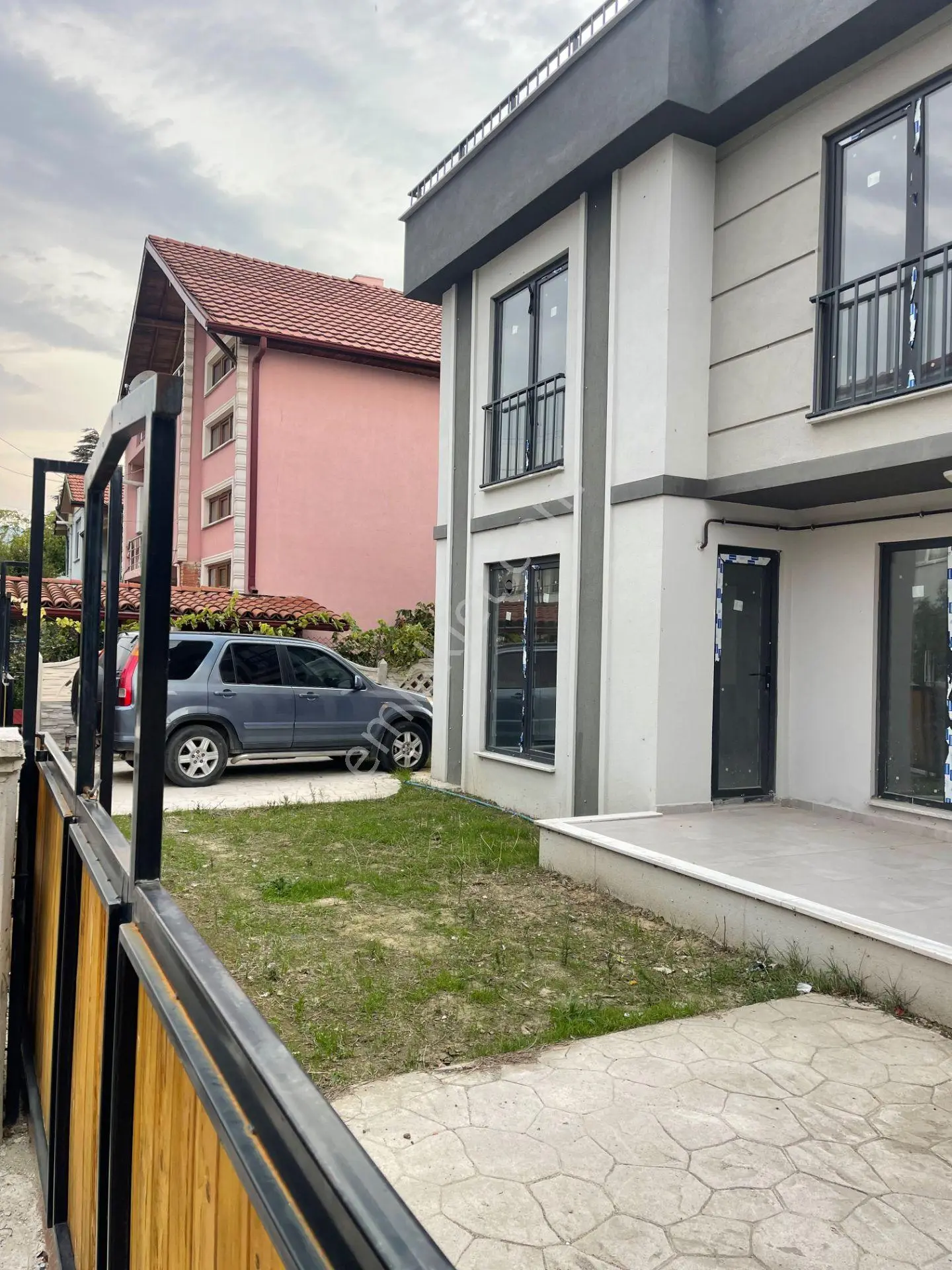 Sakarya Geyve'de Garajlı, Ayrı Mutfaklı 4+1 Lüks Tripleks Villa — fotoğraf 2