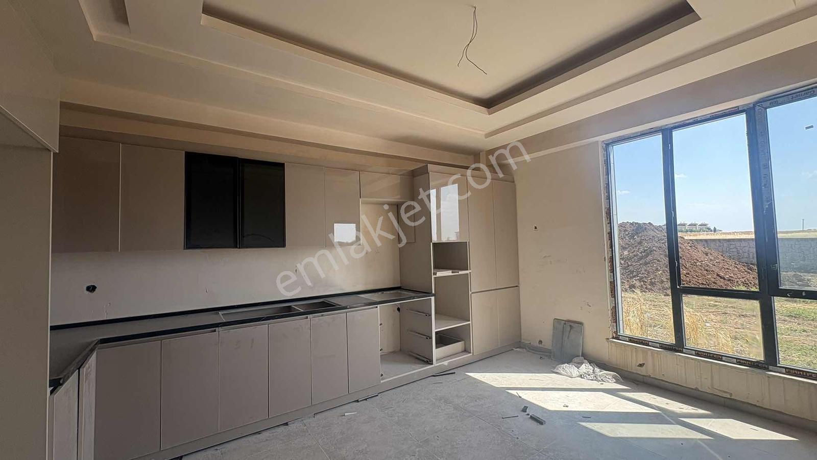 Emlak 72'den Kıra Dağı Hasan Paşa Sitesinde Satılık 4+1 Villa — fotoğraf 15