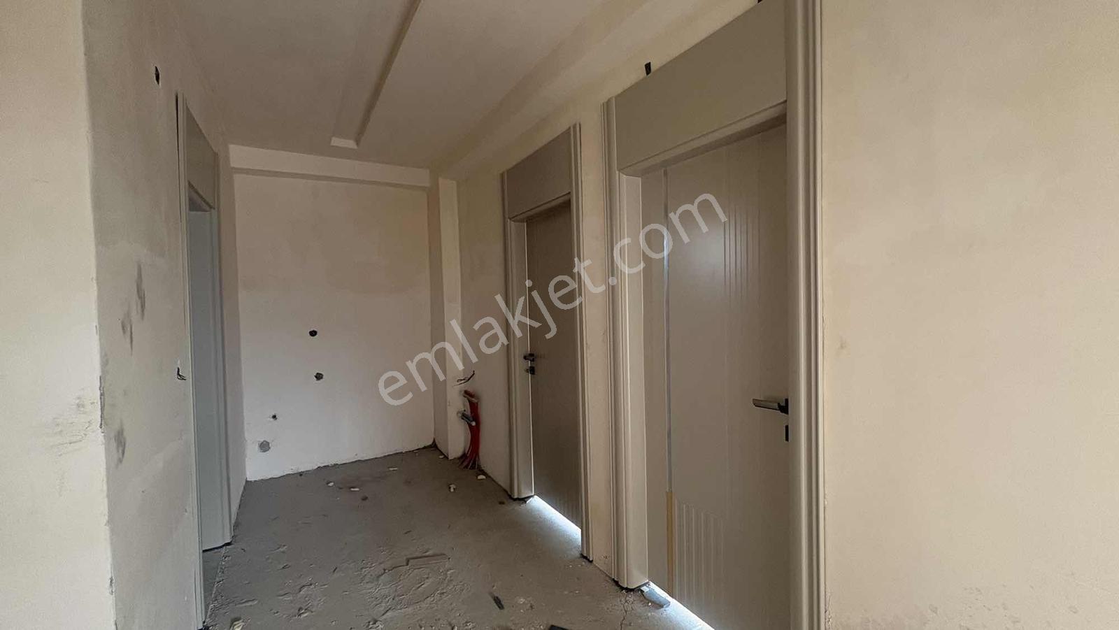 Emlak 72'den Kıra Dağı Hasan Paşa Sitesinde Satılık 4+1 Villa — fotoğraf 19