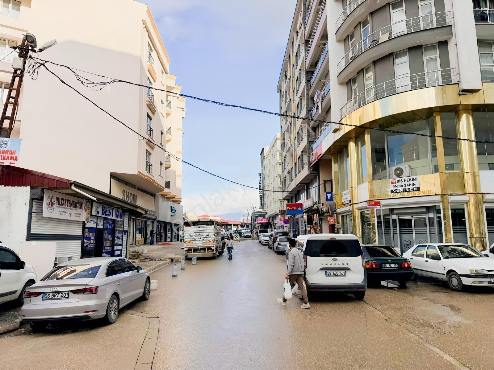 Vali Mithat Bey Mahallesinde Satılık 1+1 Daire — fotoğraf 6