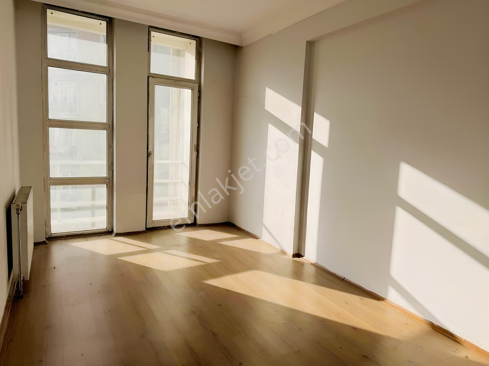 Vali Mithat Bey Mahallesinde Satılık 1+1 Daire — fotoğraf 23