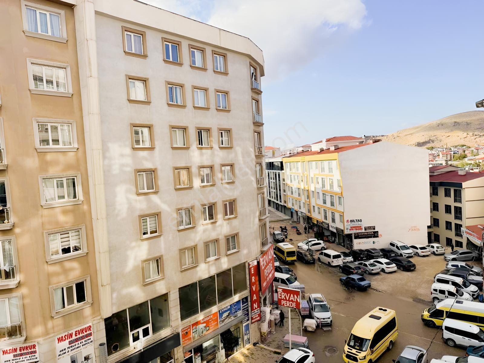 Vali Mithat Bey Mahallesinde Satılık 1+1 Daire — fotoğraf 35