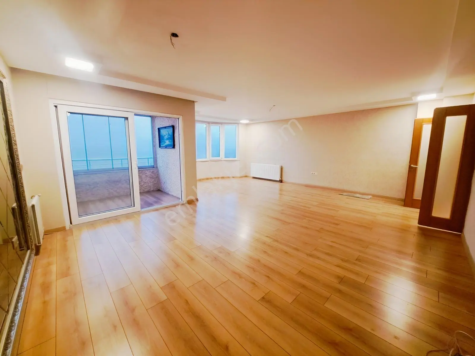 Atakent / Orkide 1 Sitesi / Tadilatlı Satılık 4+1 / 200 M² / Boş — fotoğraf 14