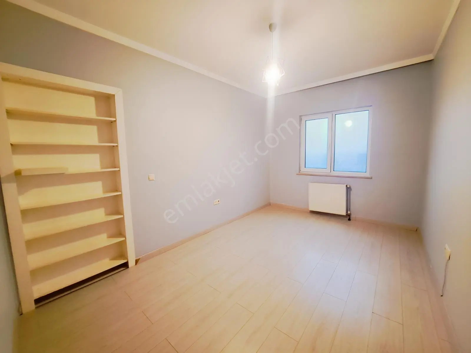 Atakent / Orkide 1 Sitesi / Tadilatlı Satılık 4+1 / 200 M² / Boş — fotoğraf 22