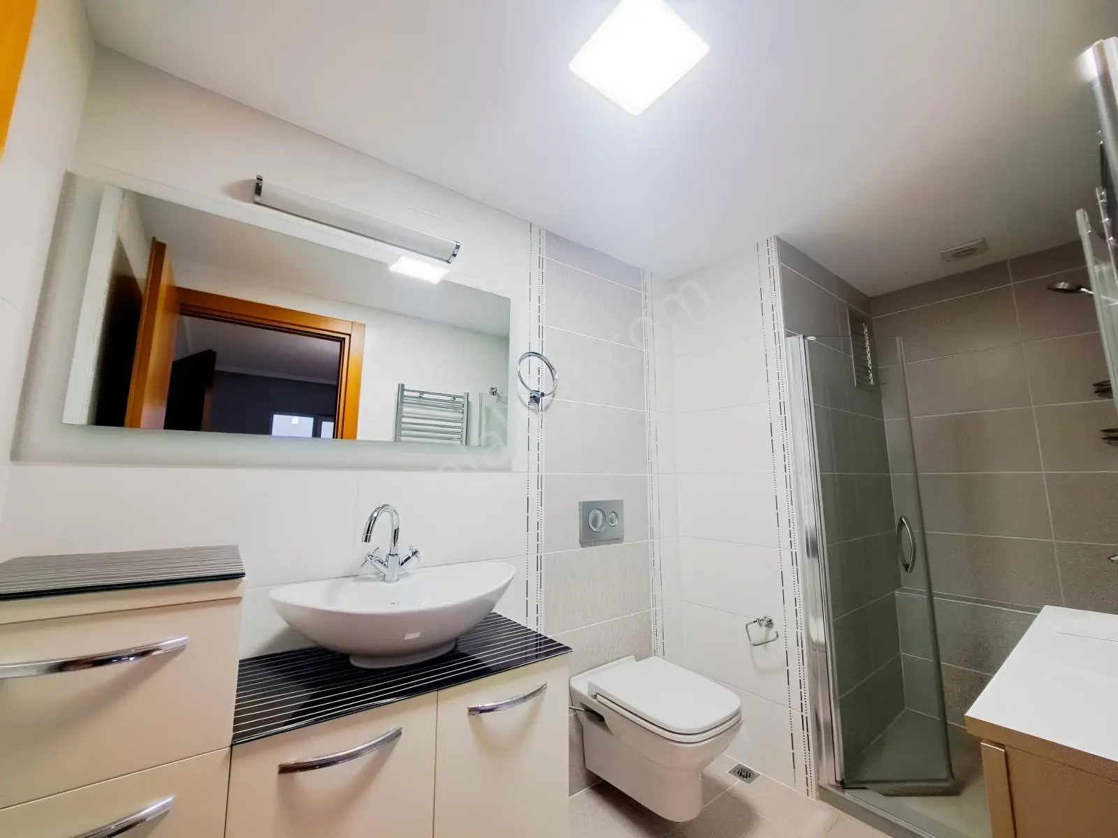 Atakent / Orkide 1 Sitesi / Tadilatlı Satılık 4+1 / 200 M² / Boş — fotoğraf 24