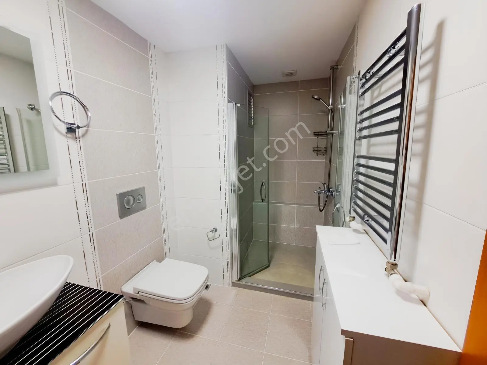 Atakent / Orkide 1 Sitesi / Tadilatlı Satılık 4+1 / 200 M² / Boş — fotoğraf 25