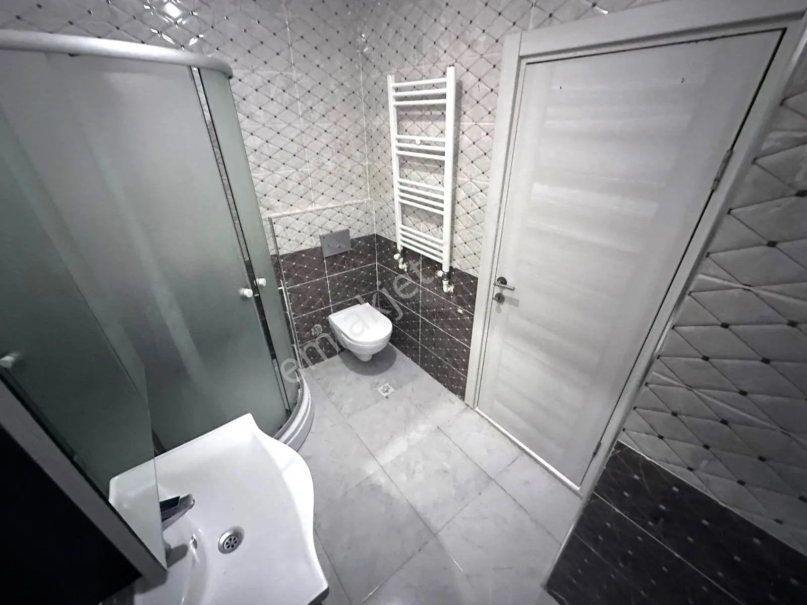 𝄞melodi Gayrimenkul'den Full Kredili Ön Cephe Üst Kat Asansörlü 1+1 Satılık Daire — fotoğraf 13