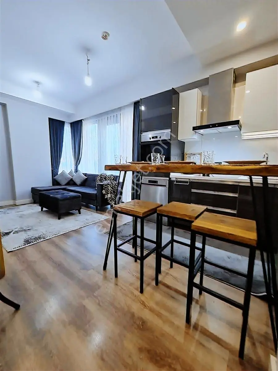 Emlak 72 'den Karat 34 Sitesinde 1+1 Balkonlu Satılık Daire — fotoğraf 5