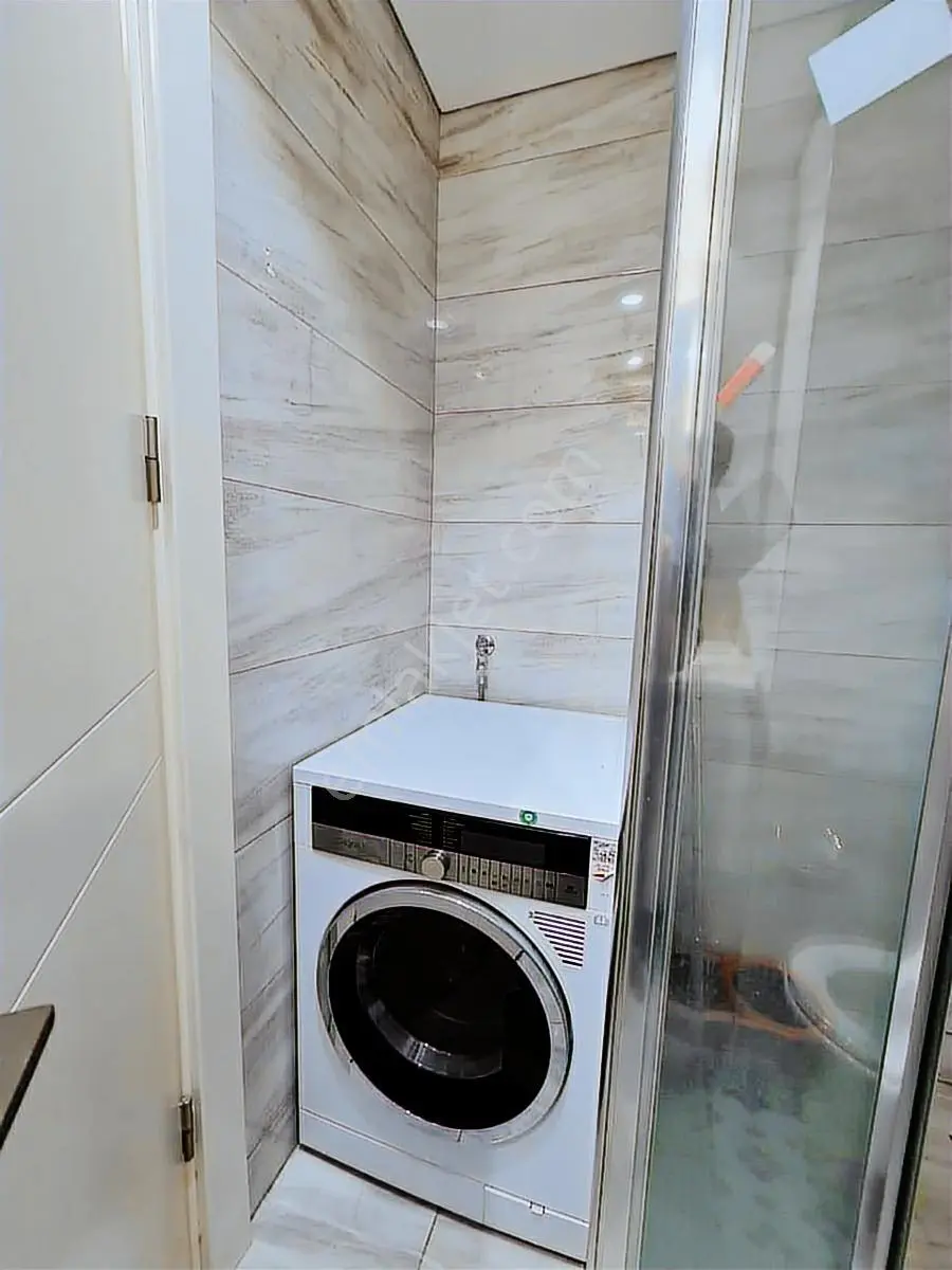 Emlak 72 'den Karat 34 Sitesinde 1+1 Balkonlu Satılık Daire — fotoğraf 17