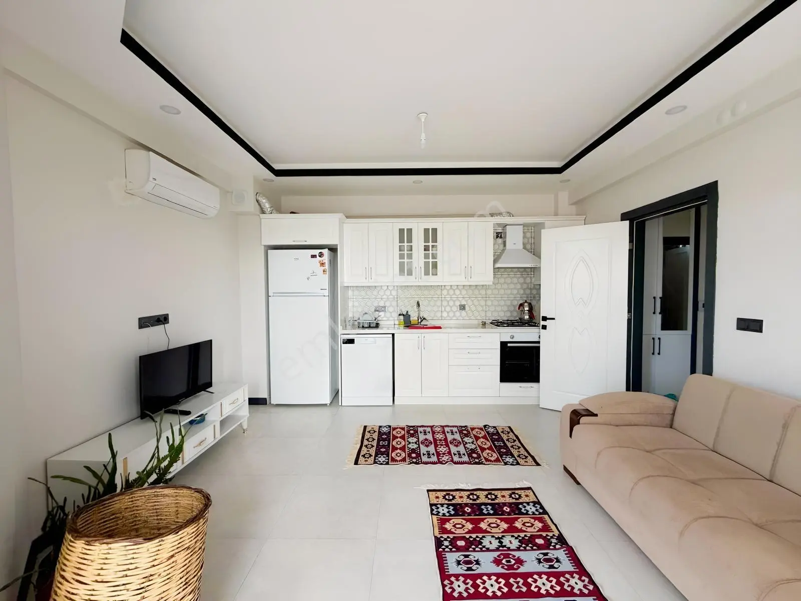Rotam Emlaktan Dalaman Merkezde 1+1 Satılık Daire — fotoğraf 3