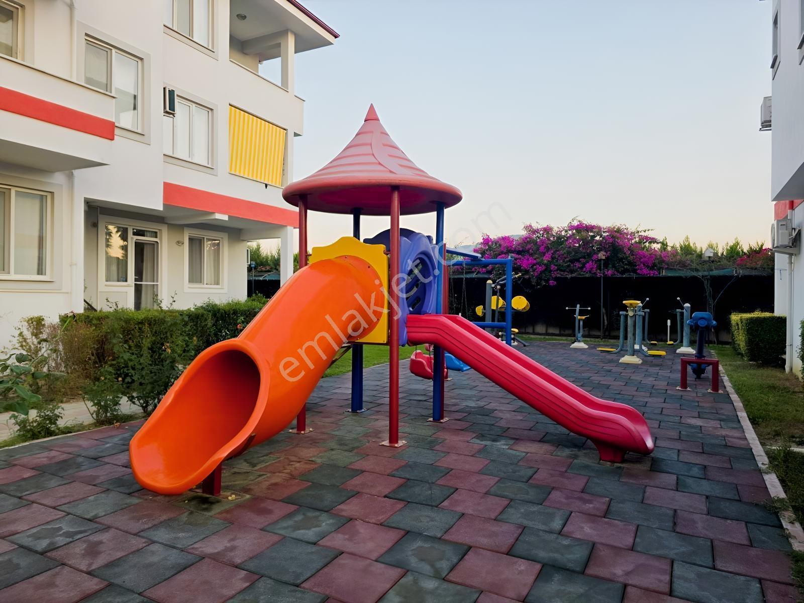 Havuzlu Sitede Eşyalı, Krediye Uygun, Orta Kat, Çift Balkon 2+1 — fotoğraf 15