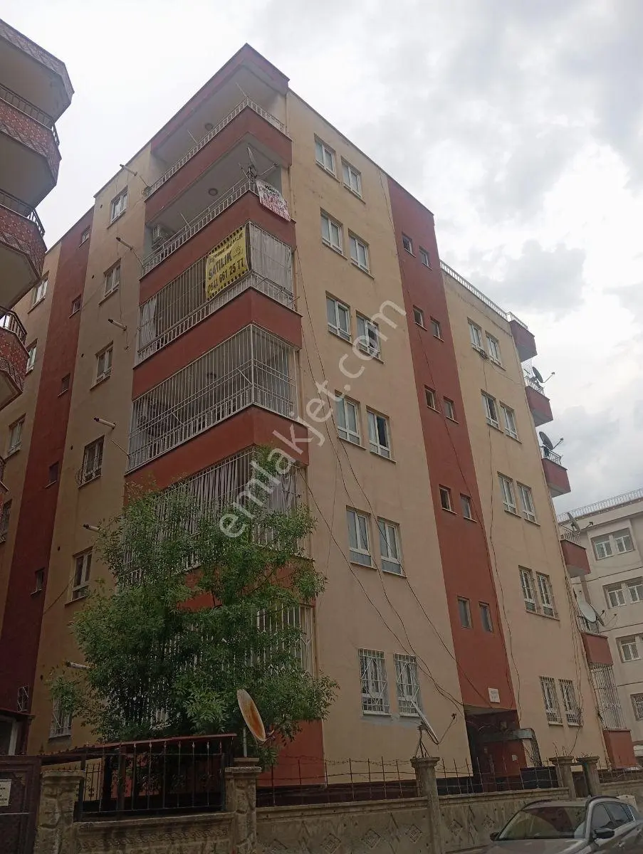 Emlak 72'Den Bahçelievler Mahallesi'Nde Satılık 2+1 Daire