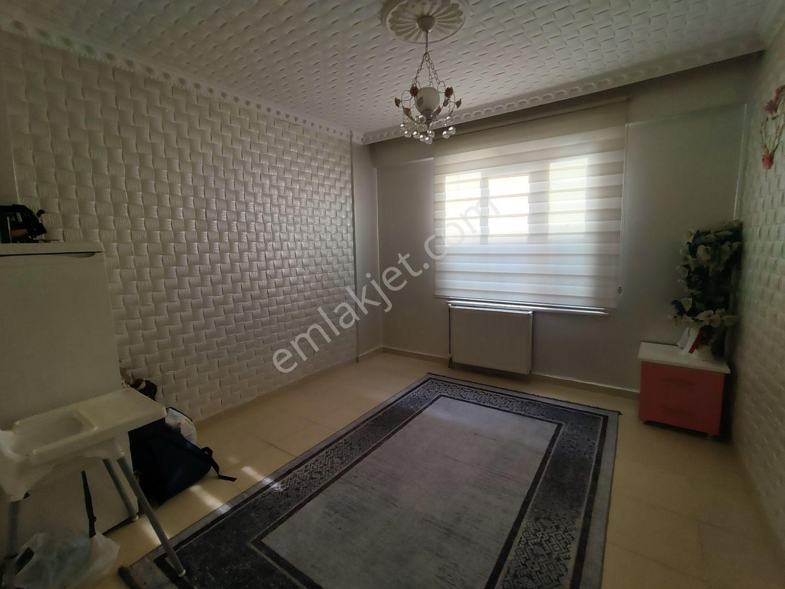 Emlak 72'den Çamlıtepe'de 3+1 Satılık Geniş Daire — fotoğraf 16
