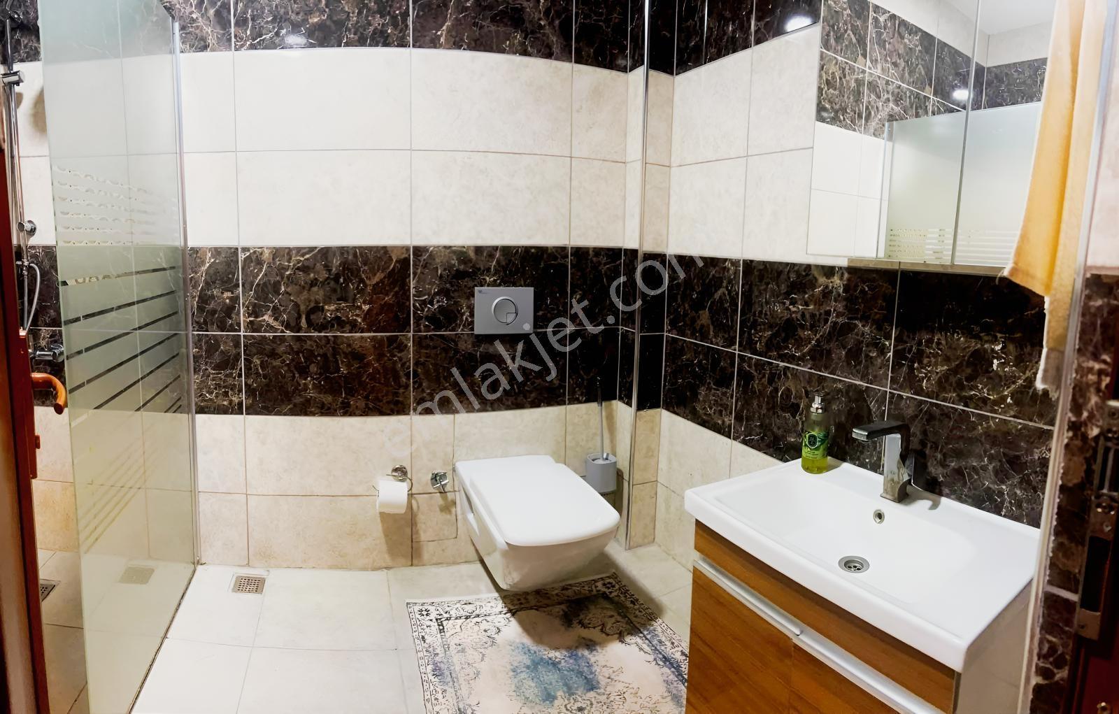 Bursa İnegöl'de, 2.666 M2 Alanda Bahçeli, 5+1 Satılık Villa — fotoğraf 12