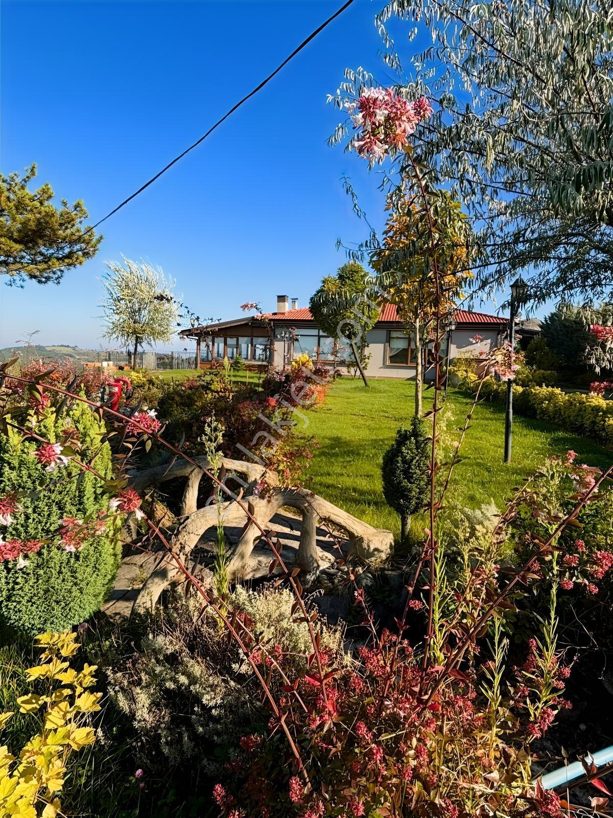 Bursa İnegöl'de, 2.666 M2 Alanda Bahçeli, 5+1 Satılık Villa — fotoğraf 18