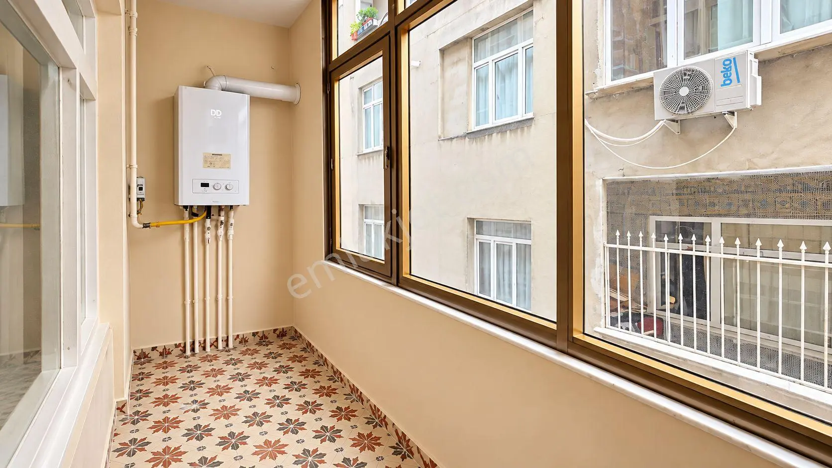 Mollateam'den Bereç Tramvaya Yakın Yatırımlık 2+1 Satılık Daire — fotoğraf 14