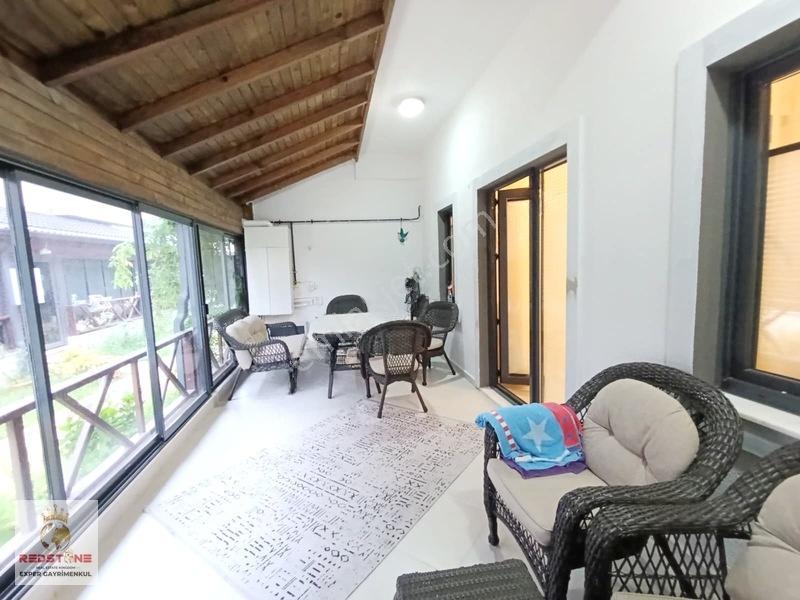 Sitede Hemen Taşınmaya Hazır 4+1 Full Eşyalı Havuzlu Villa — fotoğraf 6