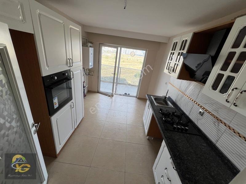Etimesgut Yeşilova Mah Ön Cephe 4.arakat Kredı Lımıtsız Daire — fotoğraf 4