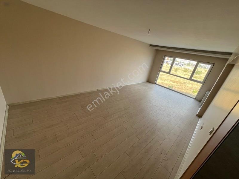 Etimesgut Yeşilova Mah Ön Cephe 4.arakat Kredı Lımıtsız Daire — fotoğraf 15