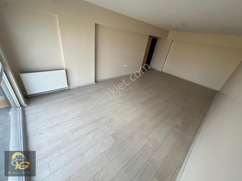 Etimesgut Yeşilova Mah Ön Cephe 4.arakat Kredı Lımıtsız Daire — fotoğraf 16