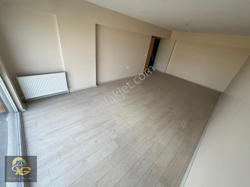 Etimesgut Yeşilova Mah Ön Cephe 4.arakat Kredı Lımıtsız Daire — fotoğraf 17