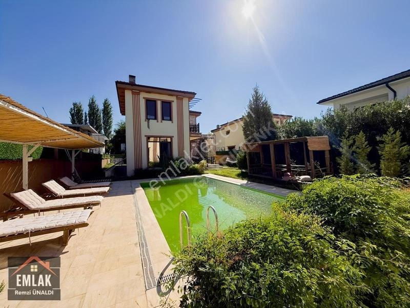 Arsa Fiyatına, Özel Mimari İki Adet Müstakil Lüks Villa — fotoğraf 3