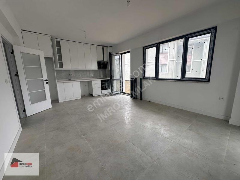 İmroz Emlak'tan Geniş Bahçeli 2+1 Sıfır Daire — fotoğraf 7