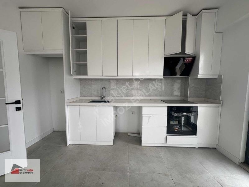 İmroz Emlak'tan Geniş Bahçeli 2+1 Sıfır Daire — fotoğraf 11