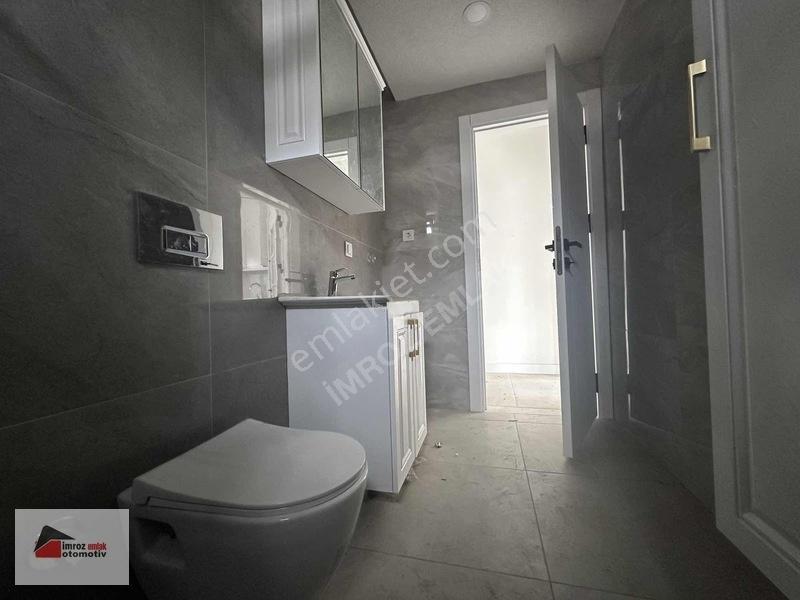 İmroz Emlak'tan Geniş Bahçeli 2+1 Sıfır Daire — fotoğraf 13