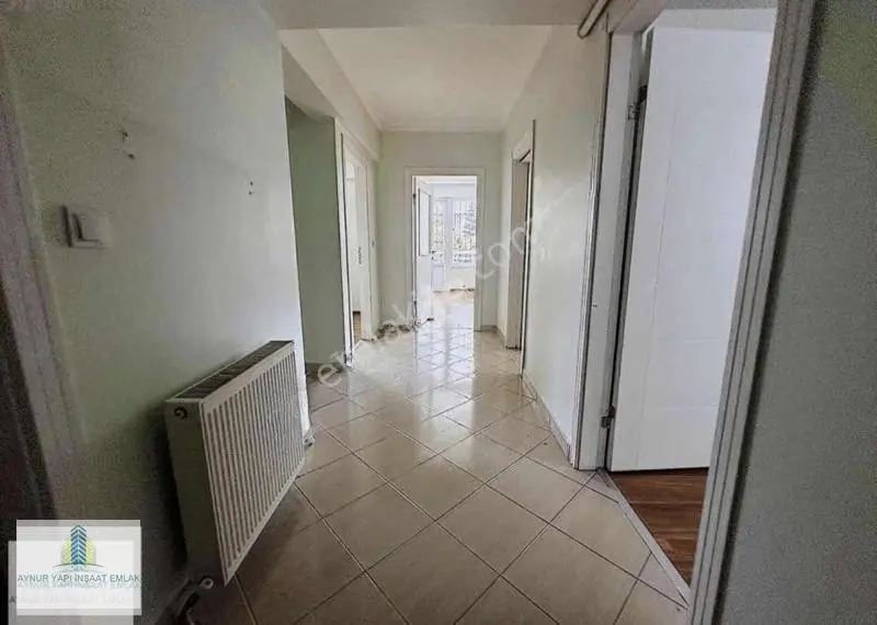 Aynur Emlak'dan 3+1 Satılık Daire Natoyolu Caddesine 3 Bina — fotoğraf 3