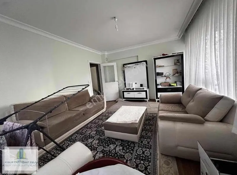 Aynur Emlak'dan 3+1 Satılık Daire Natoyolu Caddesine 3 Bina — fotoğraf 11