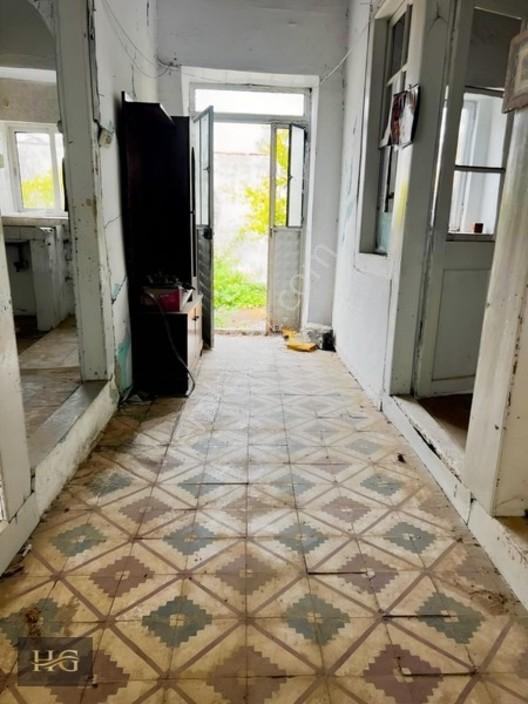 Urla Yelaltı Mh.de Satılık Fırsat Müstakil Bahçeli Kargir Taş Ev — fotoğraf 20