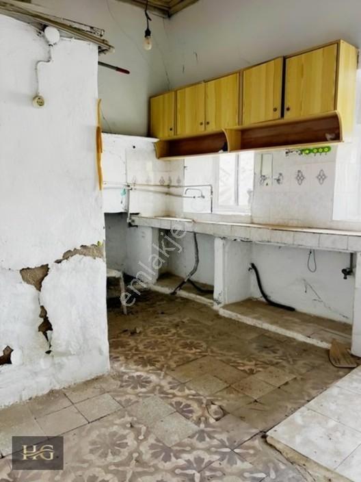 Urla Yelaltı Mh.de Satılık Fırsat Müstakil Bahçeli Kargir Taş Ev — fotoğraf 31